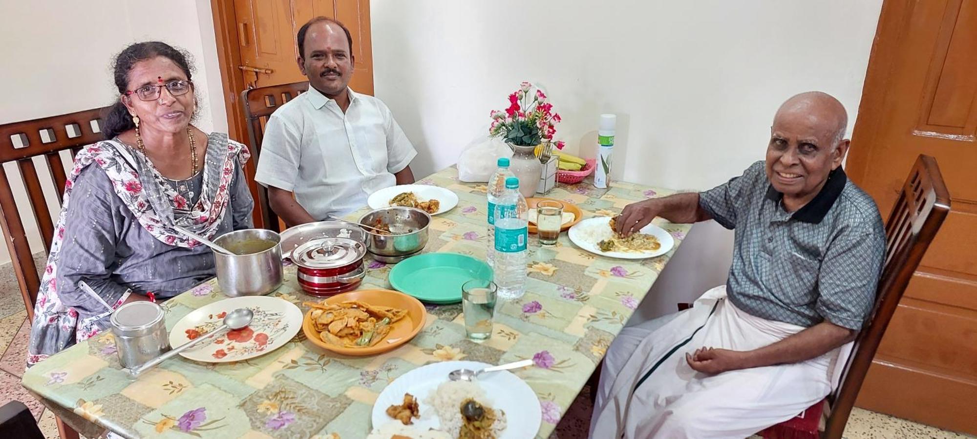 Jaiswal Homestay Jabalpur Exteriör bild